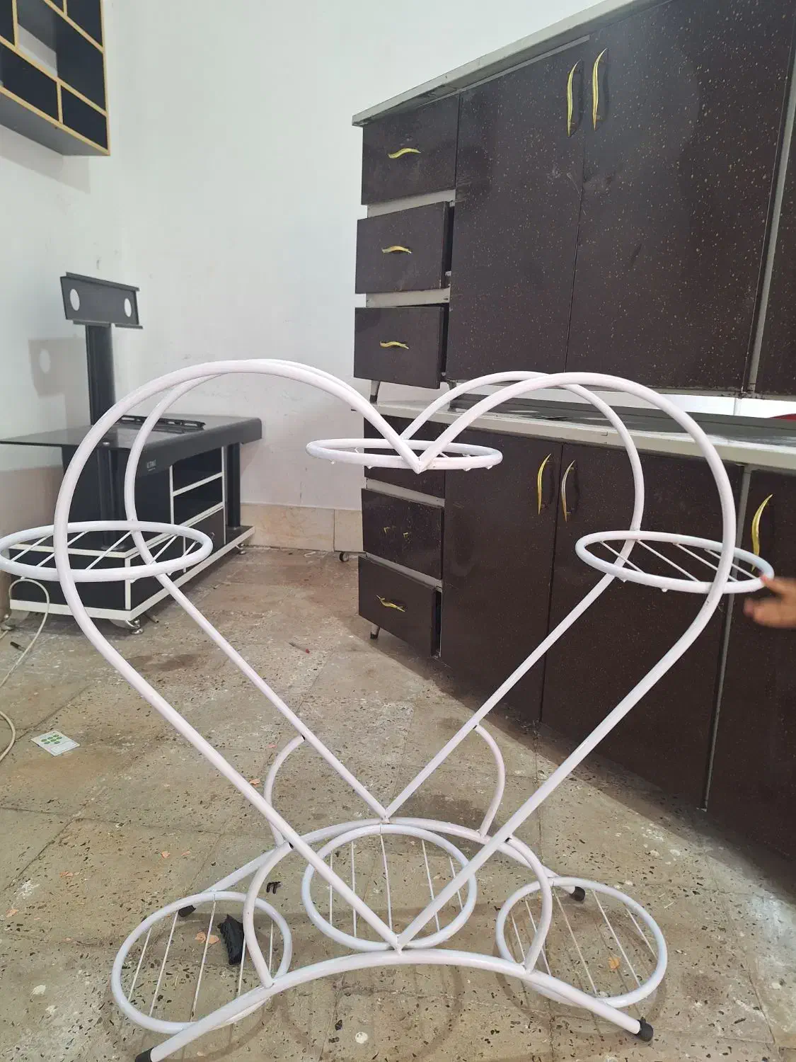 استند گل|گل و گیاه طبیعی|سیرجان, |دیوار