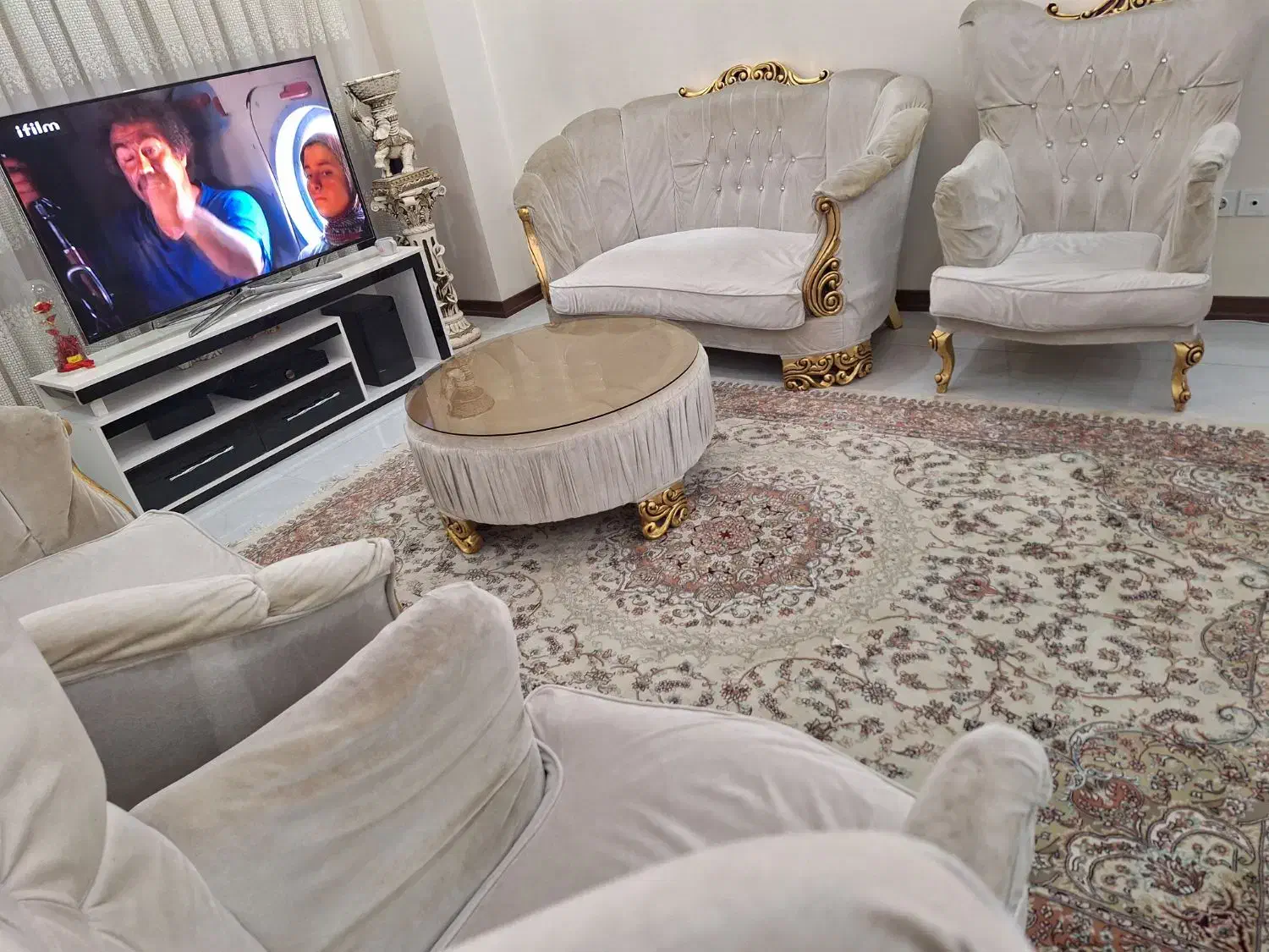 مبل|مبلمان خانگی و میز عسلی|تهران, تسلیحات|دیوار