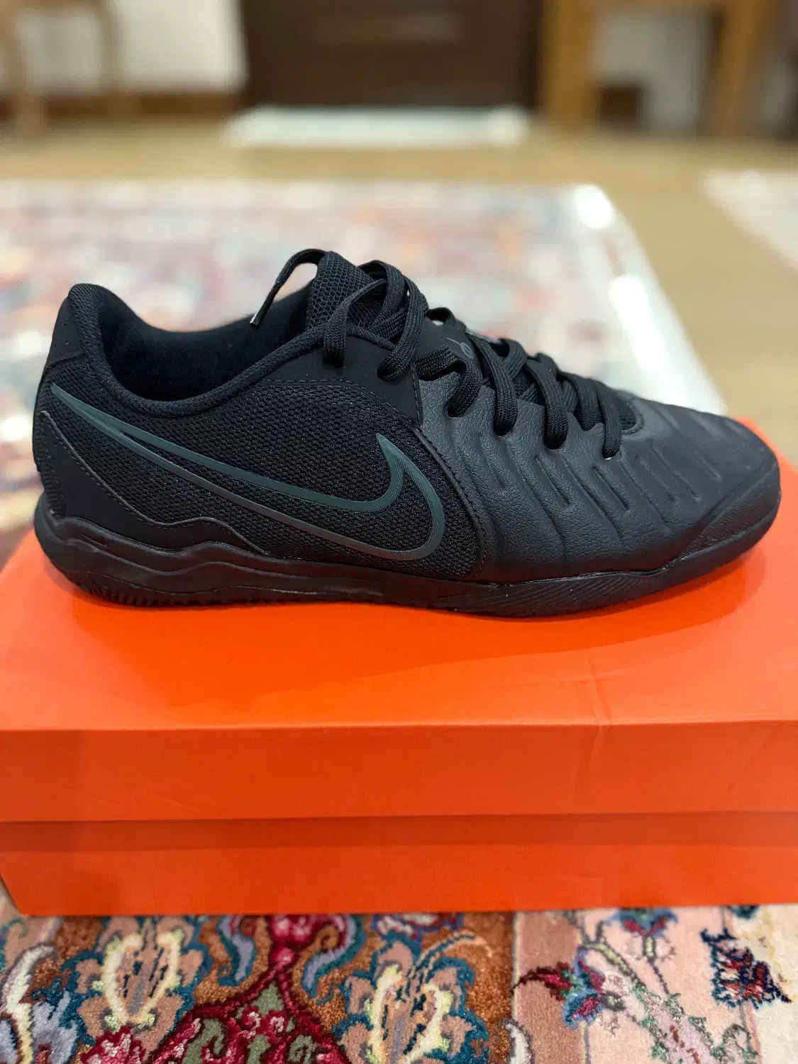 کفش فوتسال nike legend 10 academy سایز ۴۱|کیف، کفش، کمربند|تهران, پونک|دیوار