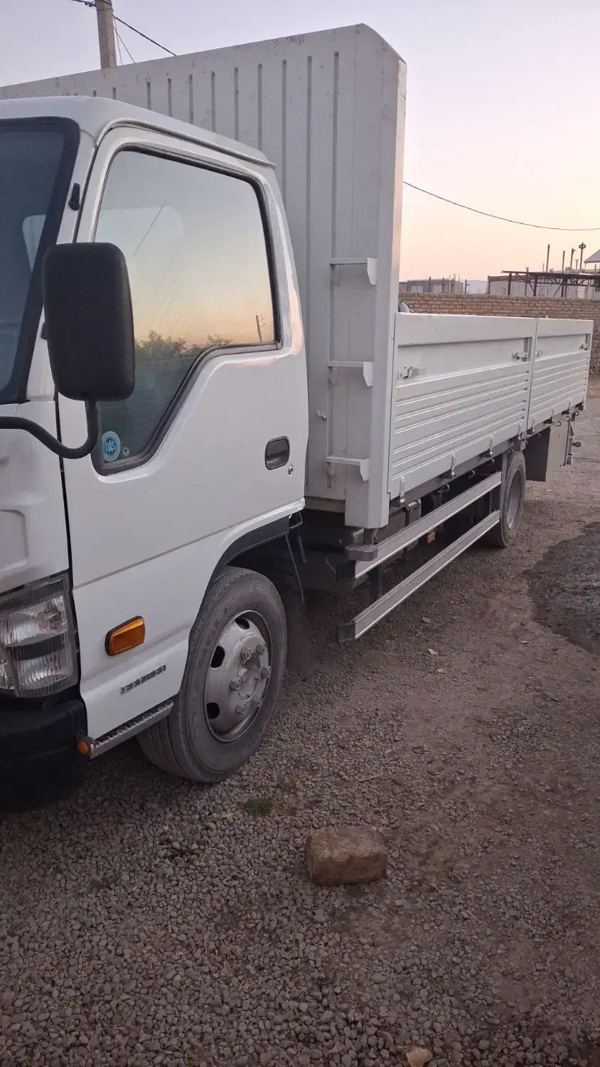 شیلر|خودرو سنگین|آبگرم, |دیوار