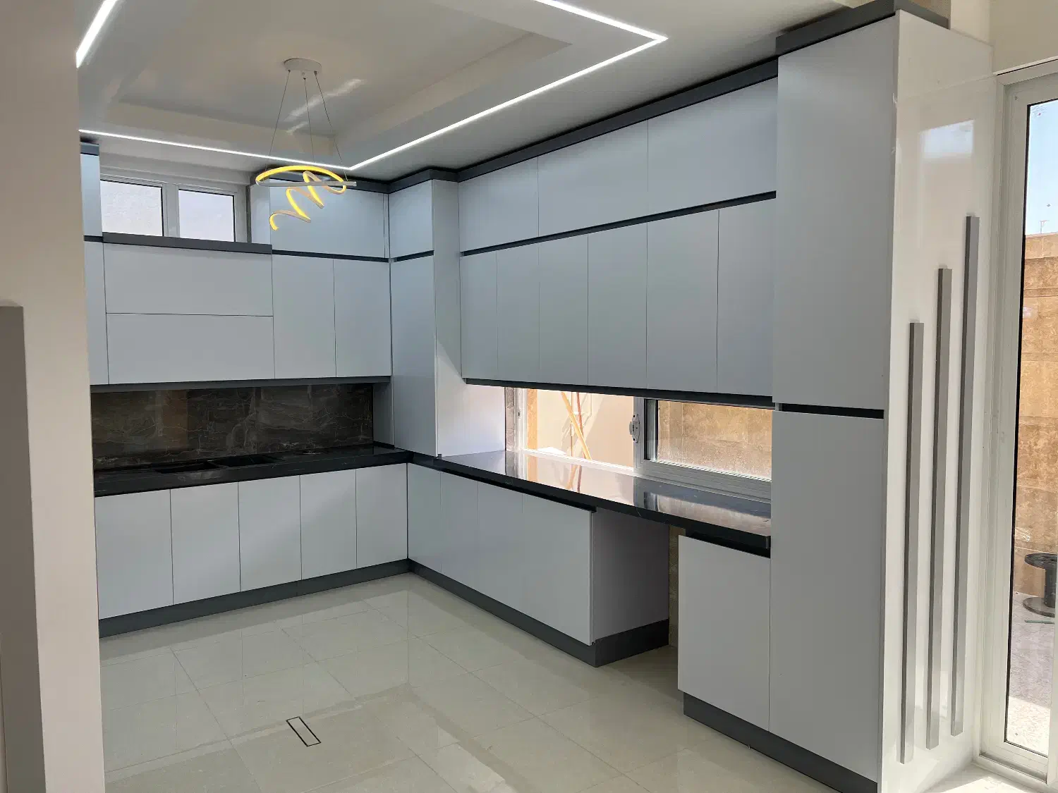 استخدام نیروی کابینت ساز فلز|استخدام صنعتی، فنی، مهندسی|شهرضا, |دیوار