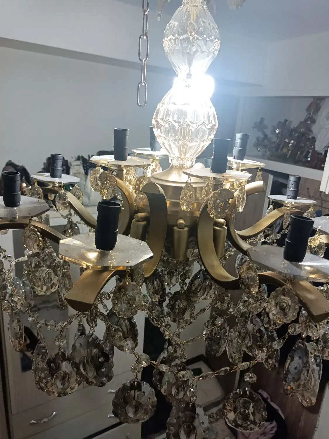 لوستر  ۸ شاخه ای|لوستر و چراغ آویز|محمدشهر, ولدآباد|دیوار