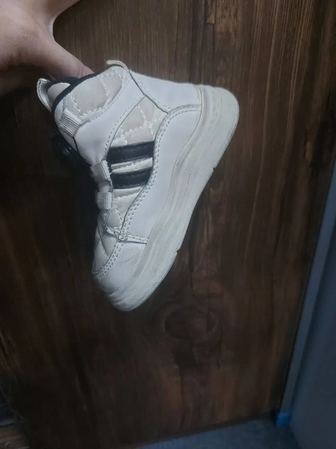 کتانی بچگانه|کفش و لباس بچه|بندر انزلی, آذربایجان|دیوار