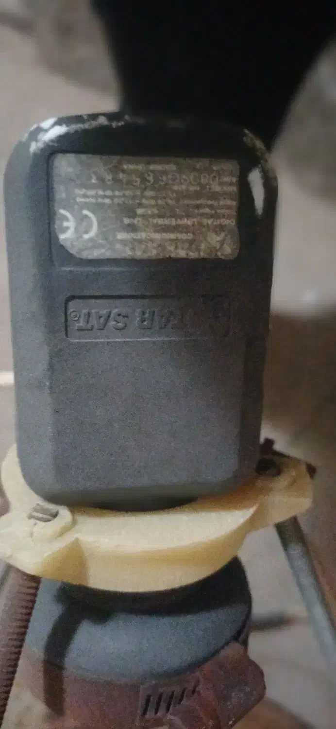 گیرنده تلویزیون|تلویزیون و پروژکتور|پرند, فاز ۴|دیوار