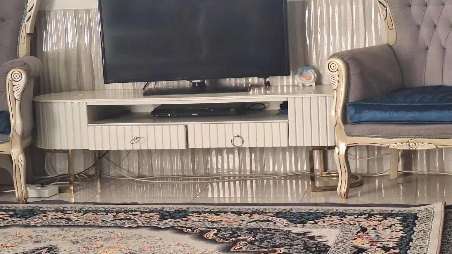 میز تلویزیون|میز تلویزیون|مشهد, کارگران|دیوار