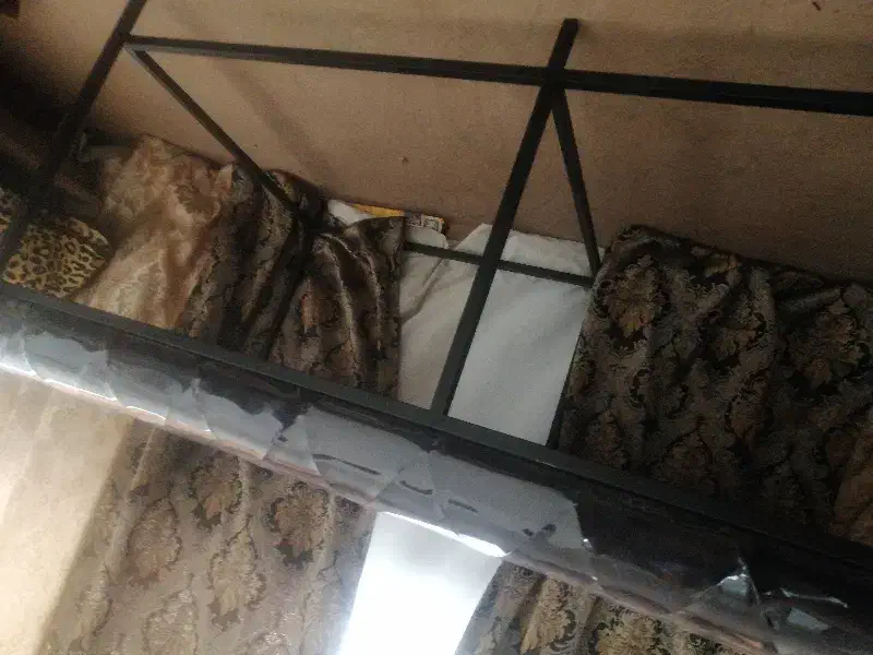 تخت ارایشگاه|آرایشگاه و سالنهای زیبایی|مشهد, دانشجو|دیوار