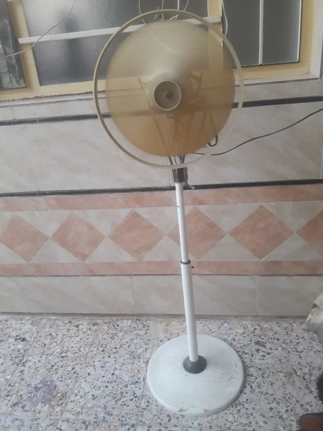 فن دور بالا|پنکه و تصفیه‌کنندهٔ هوا|اندیمشک, |دیوار