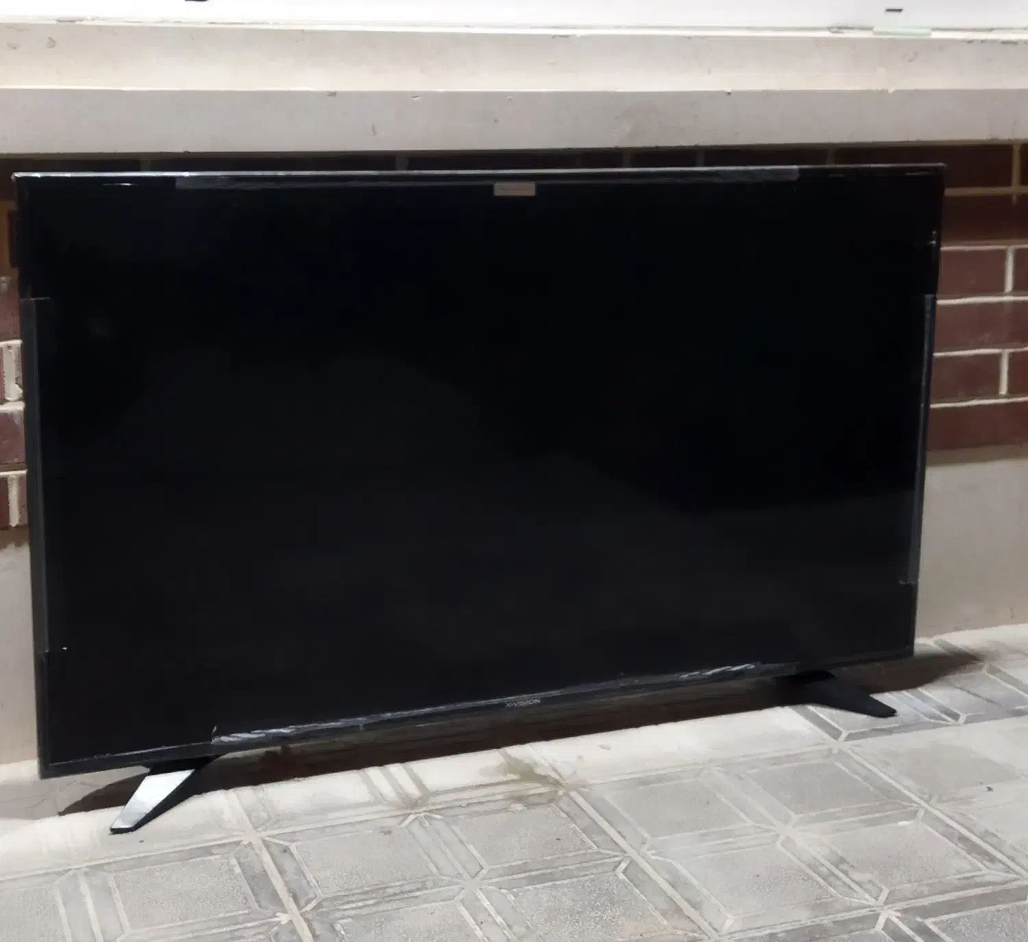 تلویزیون ۵۵ اینچ ایکس ویژن|تلویزیون و پروژکتور|بوئین زهرا, |دیوار