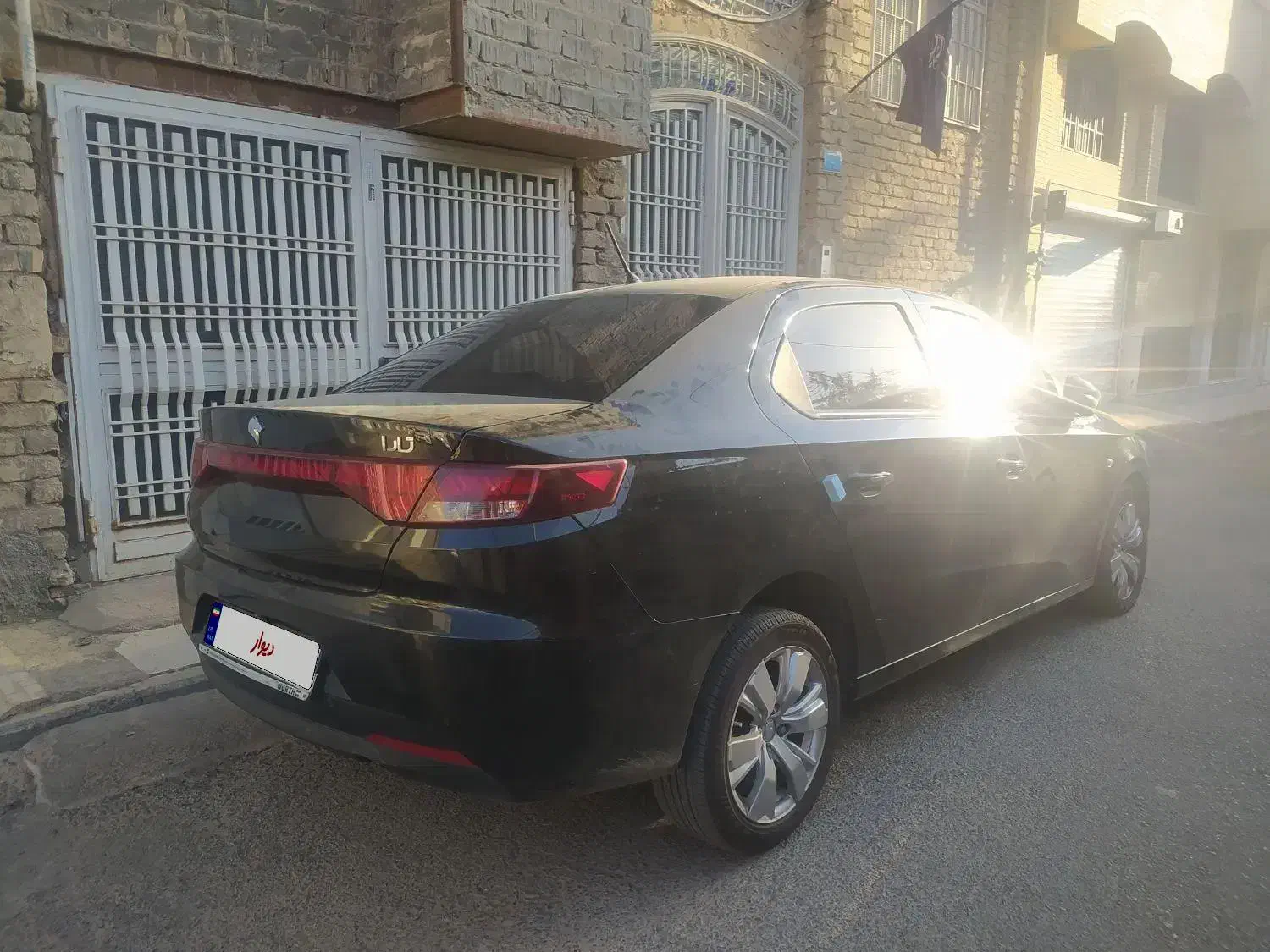 تارا اتوماتیک v2 1401 مشکی کم کار|خودرو سواری و وانت|قم, شاه سید علی|دیوار