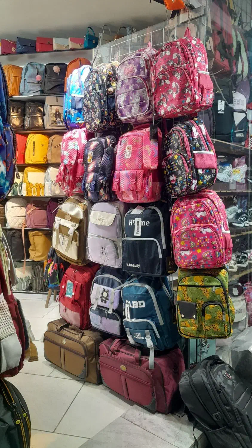 حراج کلی کیف وکفش|کیف، کفش، کمربند|صفادشت, |دیوار