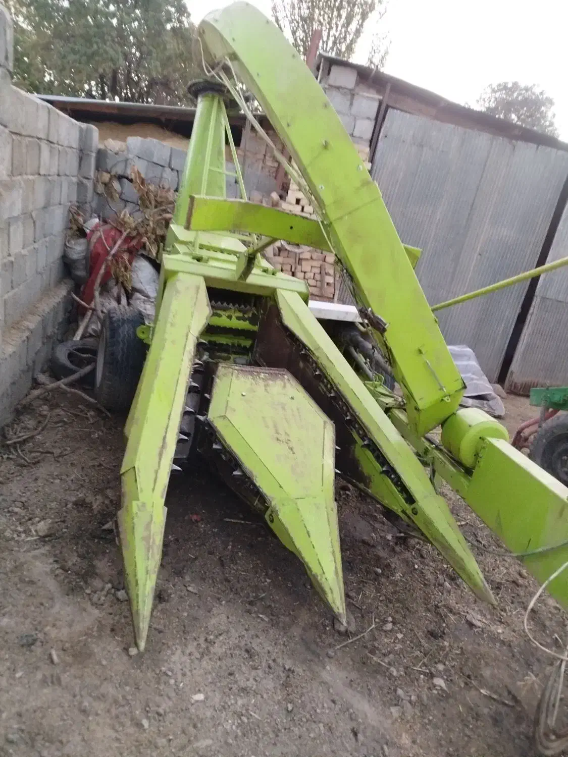 دستگاه ذرت چین  درحد کم کار|ماشین‌آلات صنعتی|زنده رود, |دیوار