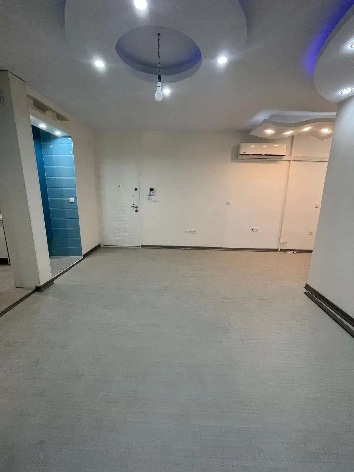 ۵۳متر ۱خ طبقه اول بازسازی شده در ستارخان خ شادمان