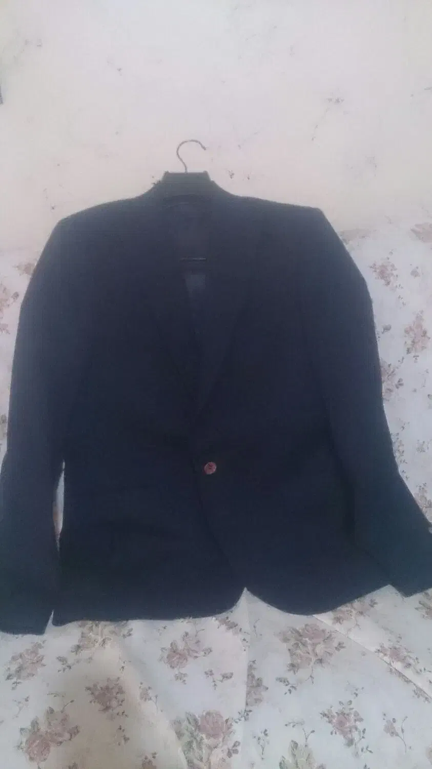 یک دست کت و جلیقه سایز 52|لباس|شاهین‌شهر, ۹ دی|دیوار