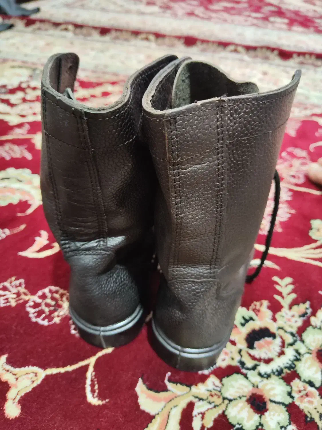 کفش|کیف، کفش، کمربند|زابل, |دیوار