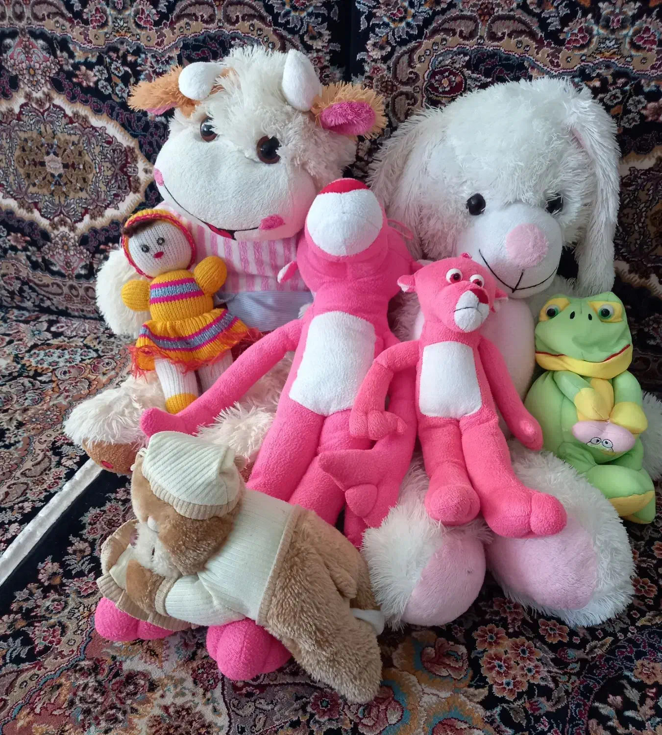 عروسک|اسباببازی بچه|کرج, پیشاهنگی|دیوار