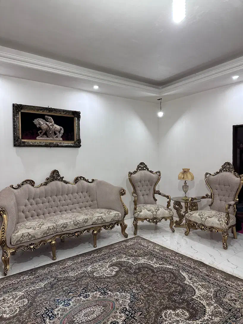 مبل سلطنتی کلاسیک|مبلمان خانگی و میز عسلی|گلستان (تهران), |دیوار