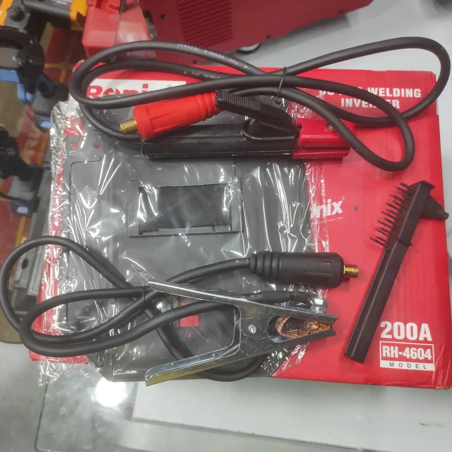 دستگاه جوشکاری مدل ۴۶۰۴ رونیکس|ماشین‌آلات صنعتی|فردیس, شهرک شهید حسینی|دیوار