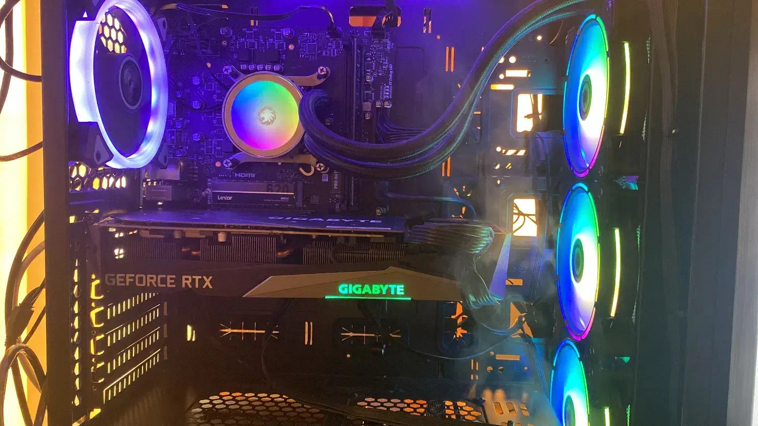 سیستمگیمینگ وباندل|رایانه رومیزی|کیش, |دیوار