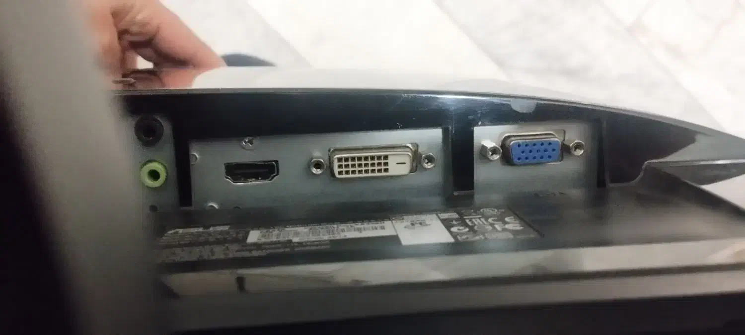 مانیتور22اینچ|قطعات و لوازم جانبی رایانه|فلاورجان, |دیوار