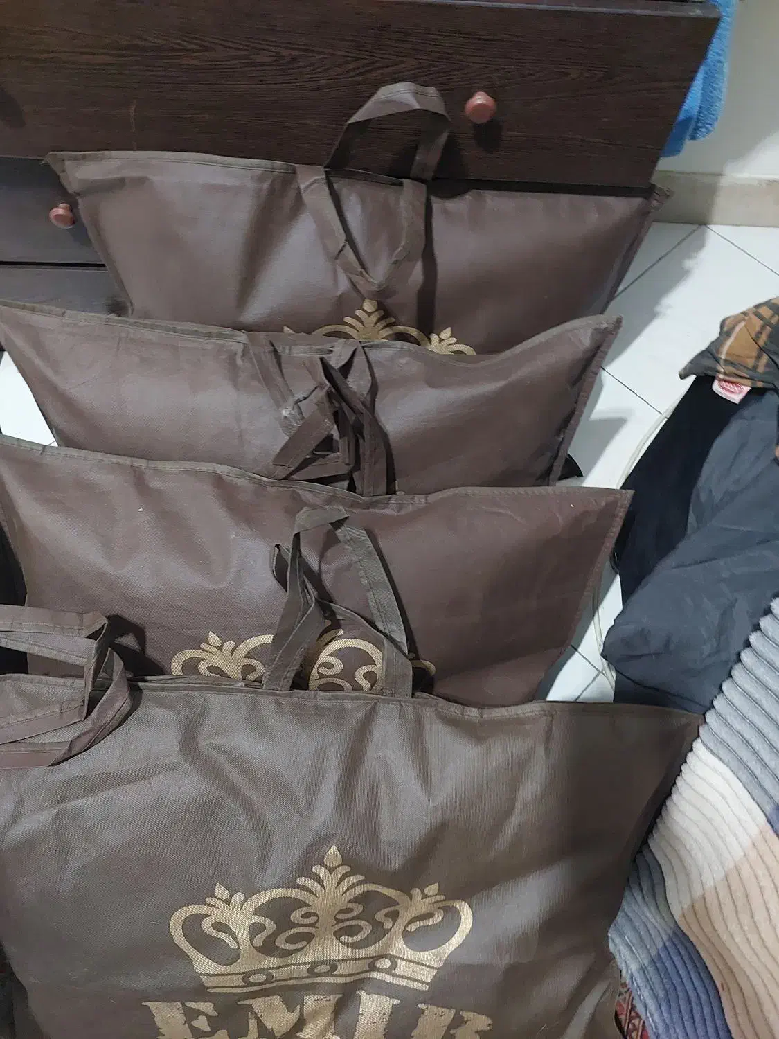 بالشت نرم و پنبه ایی|رختخواب، بالش، پتو|تهران, سازمان آب|دیوار