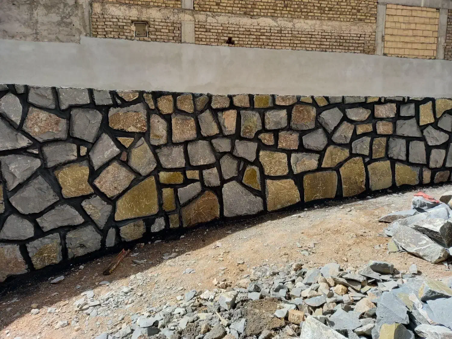 بنایی دیوار باسنگ مالن و لاشه|خدمات پیشه و مهارت|زنجان, |دیوار