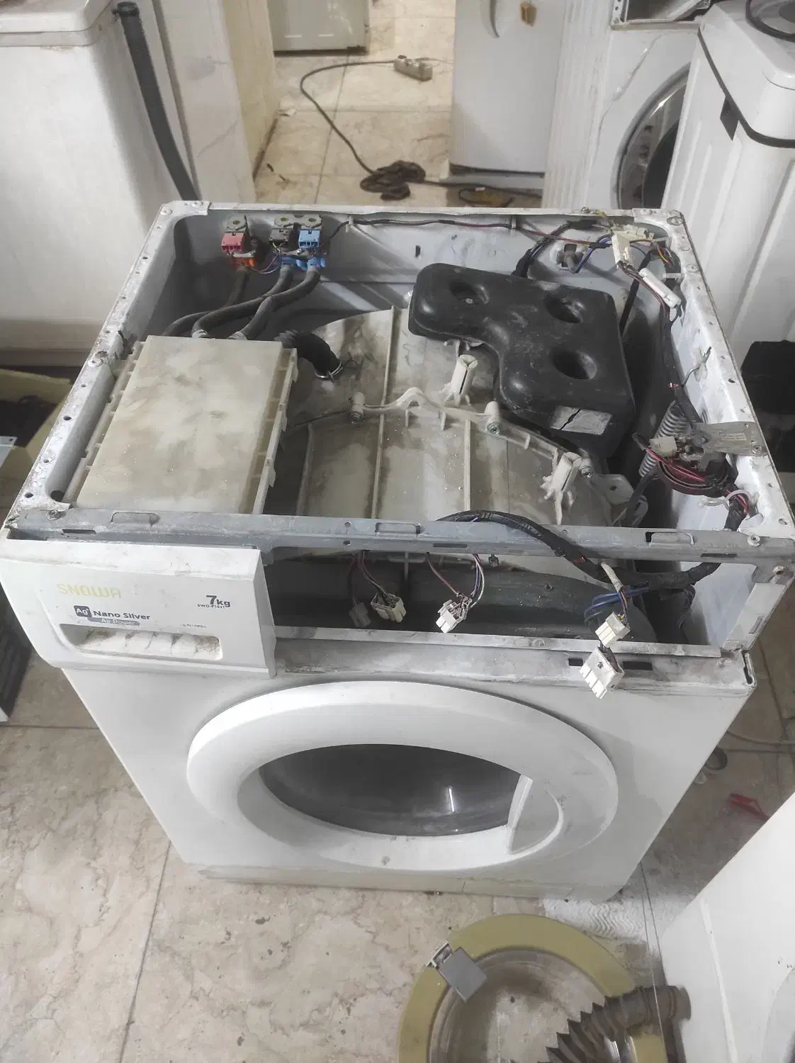 تعمیرات لباسشویی (در محل)|خدمات پیشه و مهارت|کاشان, کارگر|دیوار