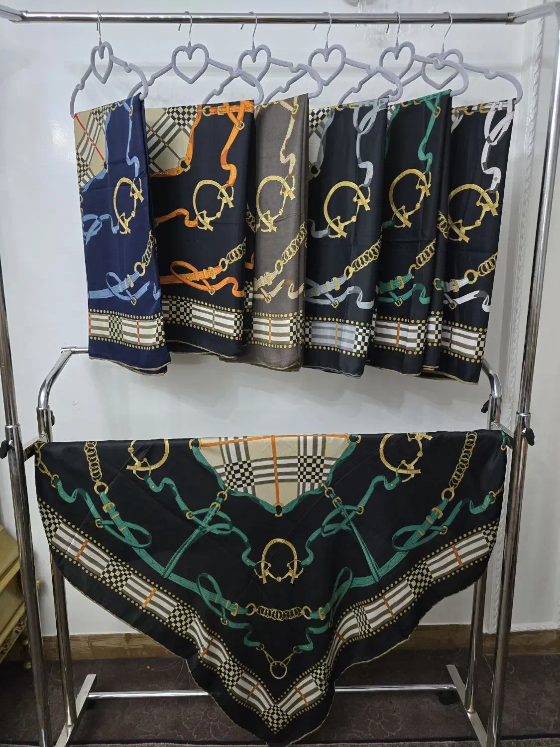 روسری حراجی|لباس|تهران, ایران|دیوار