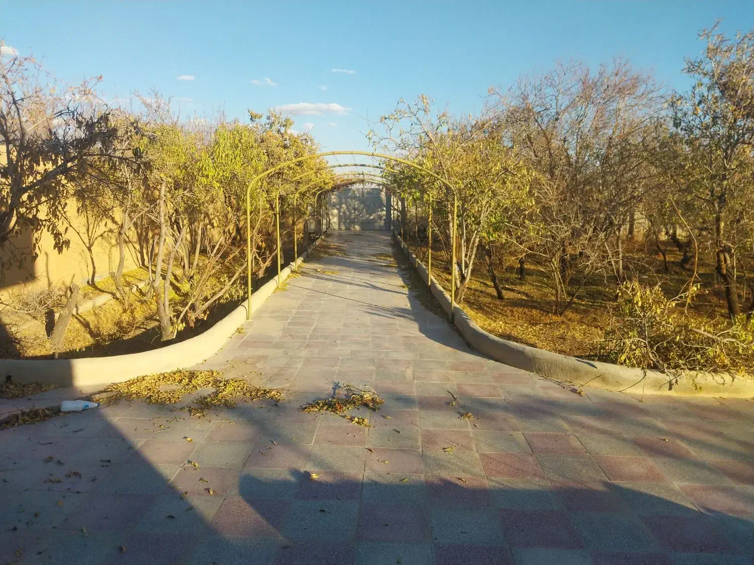 باغ|فروش خانه و ویلا|نجف‌آباد, ویلاشهر|دیوار