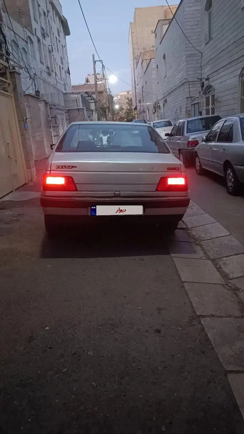 پژو روا سال دوگانه کارخانه مشابه ۴۰۵|خودرو سواری و وانت|کرج, ساسانی (قلمستان)|دیوار