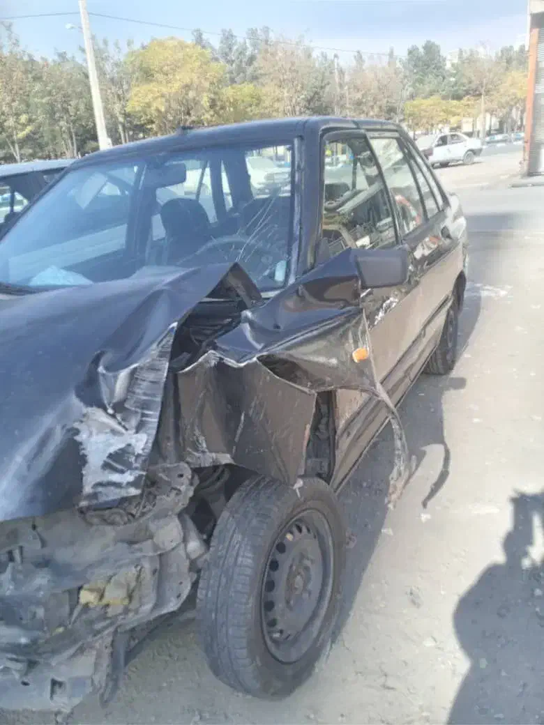 ۱۳۲ ساده مدل ۸۷ ، تصادفی|خودرو سواری و وانت|محمدیه-قزوین, |دیوار