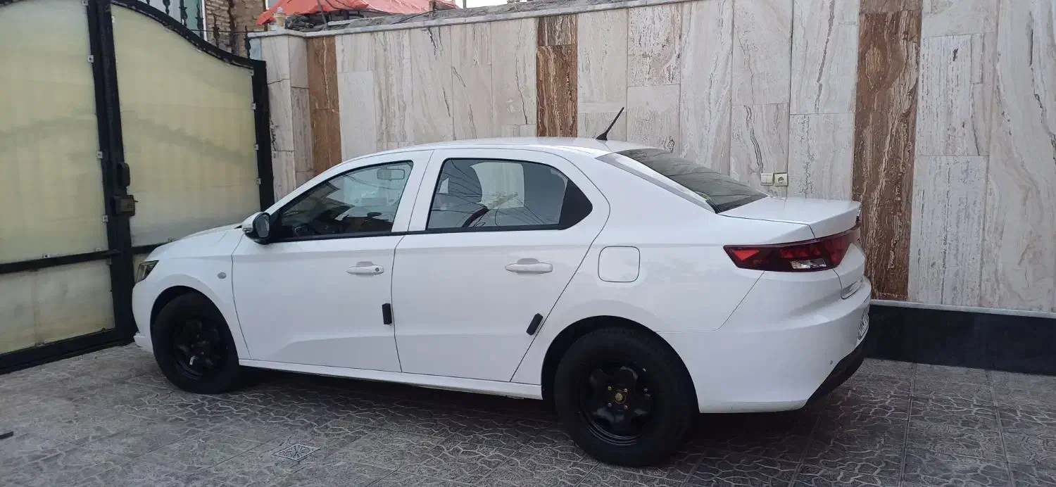 تارا سفید ۱۴۰۰|خودرو سواری و وانت|بیرجند, |دیوار