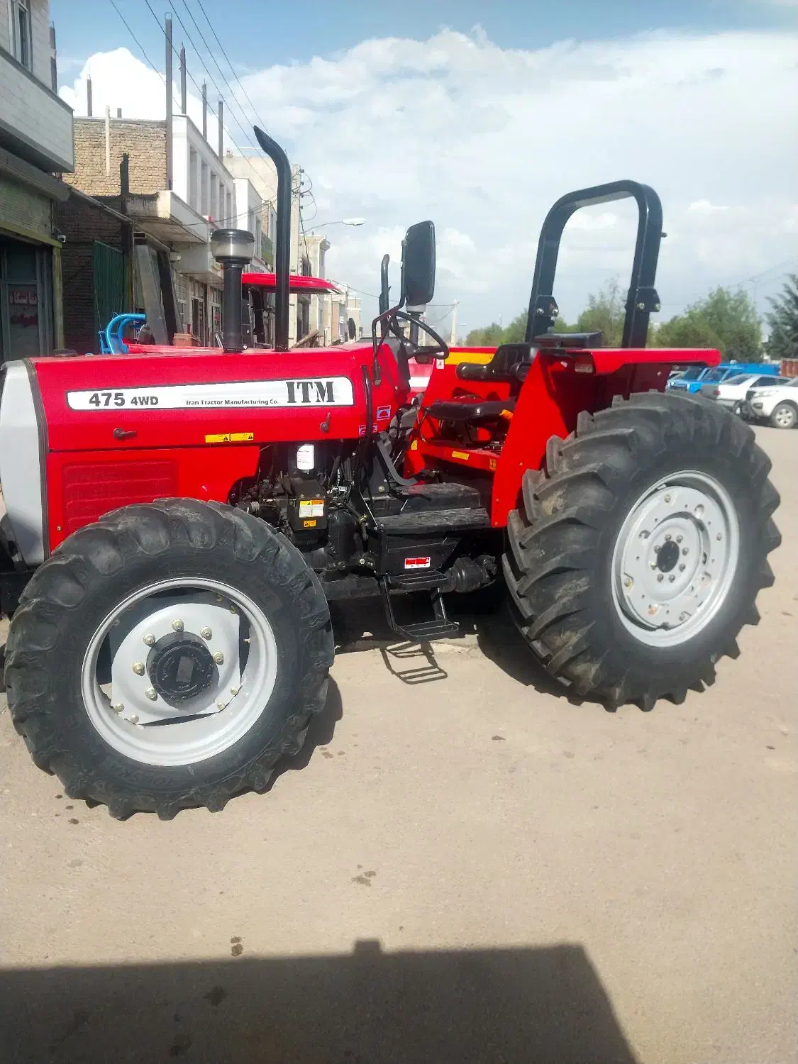 تراکتور ۴۷۵.۴۰۲ مدل۱۲۰ ساعت کارکرد|خودرو سنگین|مرادلو, |دیوار