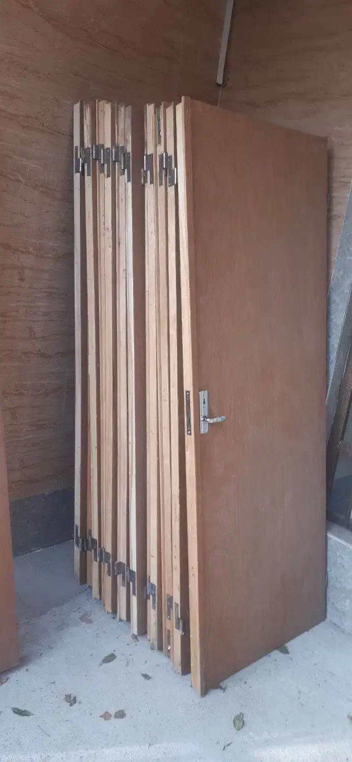 درب چوبی تخته چینی در اندازه ۷۳×۲|مصالح و تجهیزات ساختمان|گوگان, |دیوار