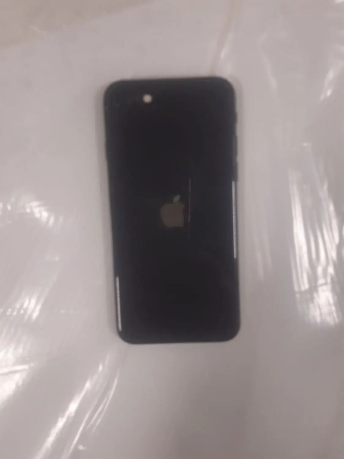 گوشی آیفون se2020|موبایل|اصفهان, دوطفلان|دیوار