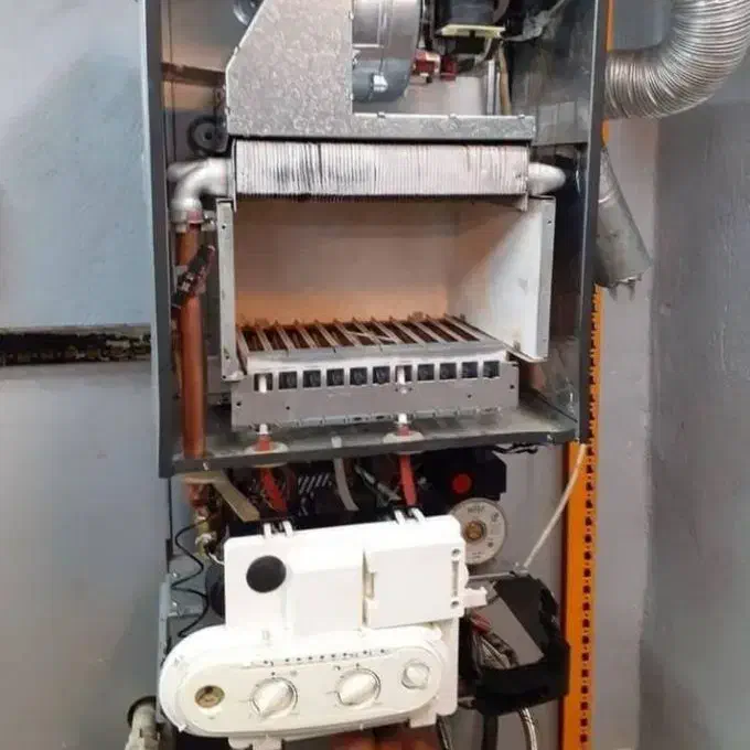 نصب،سرویس و تعمیر تخصصی  پکیج تمامی برندها|خدمات پیشه و مهارت|پرند, فاز ۵|دیوار