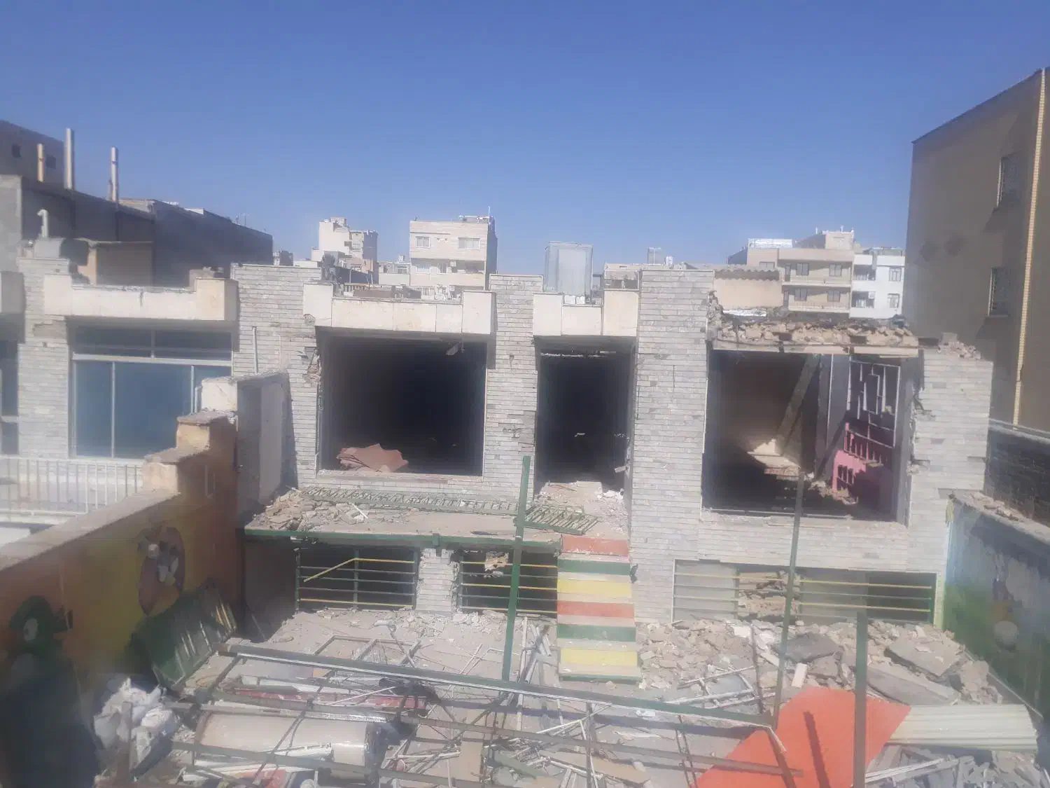 تخریب کلیه کارهای ساختمانی|مصالح و تجهیزات ساختمان|قوچان, |دیوار