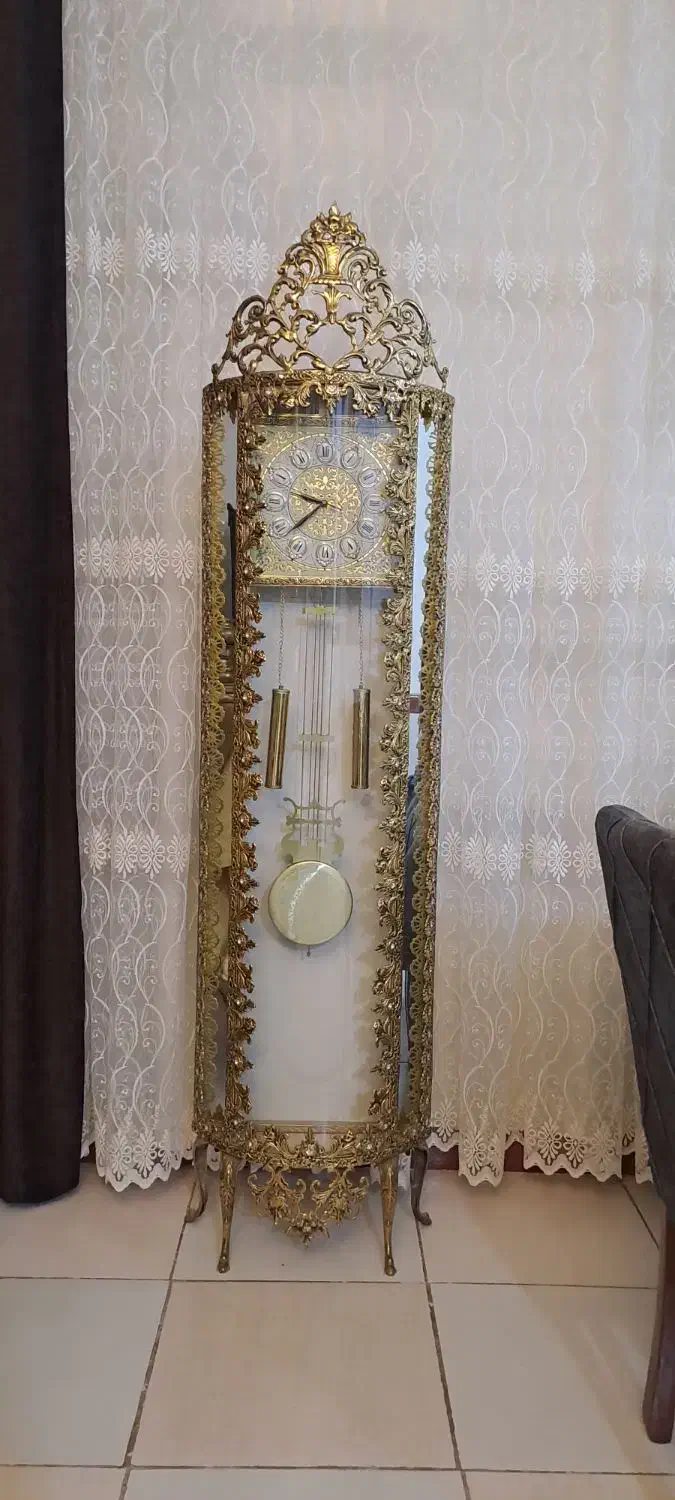 ساعت برنز ایستاده|صنایع دستی و سایر لوازم تزئینی|ایلام, |دیوار