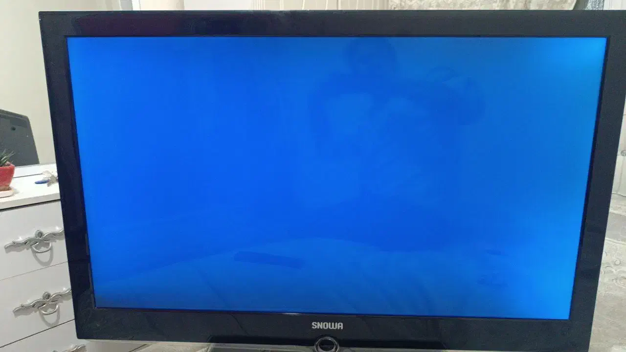 تلوزیون اسنوا|تلویزیون و پروژکتور|محمدشهر, محمدشهر|دیوار