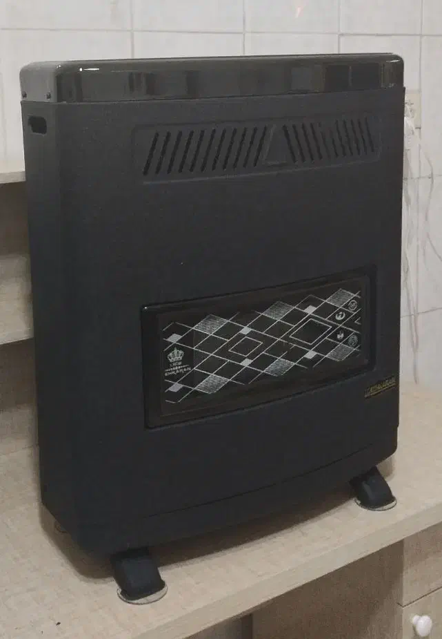 بخاری گازی بهکاران مدل ۸۰۰۰ نقد واقساط|بخاری، هیتر، شومینه|مراغه, |دیوار