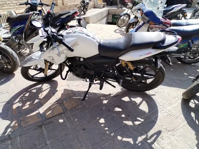 آپاچی 180|موتورسیکلت|اصفهان, نقش جهان|دیوار