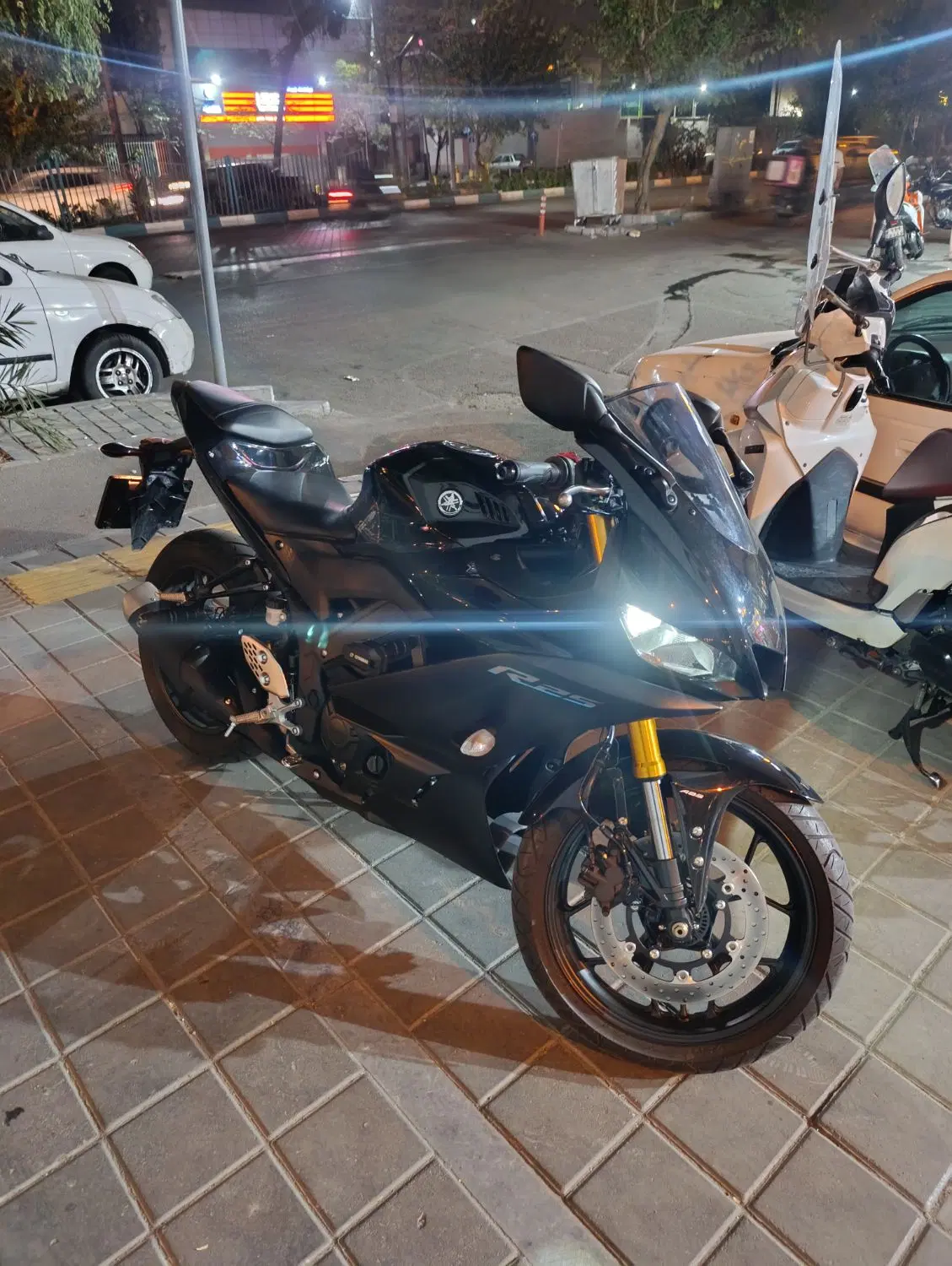 R25 Yamaha|موتورسیکلت|تهران, چهارصد دستگاه|دیوار