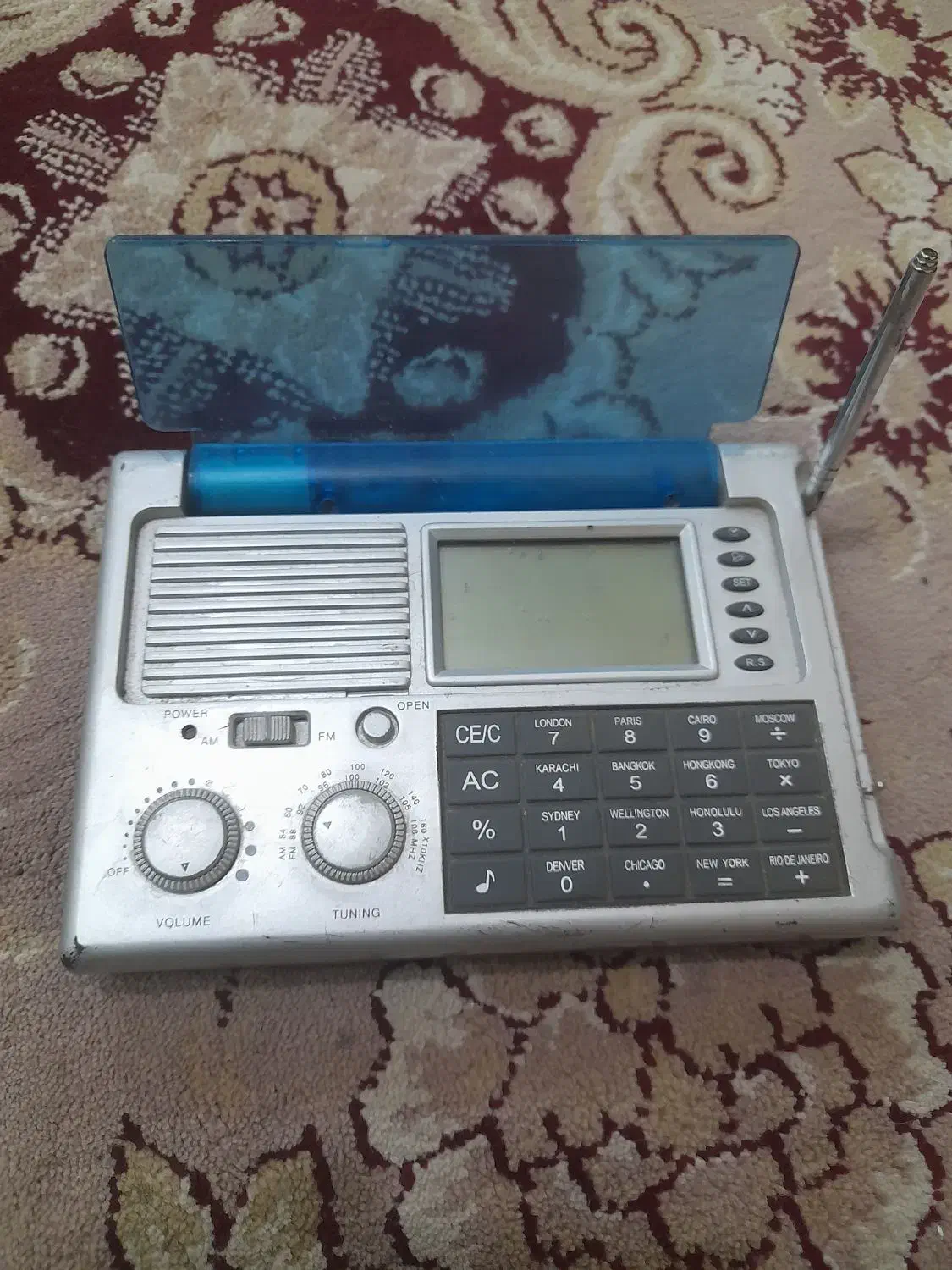 رادیو و ماشین حساب دار ساعت دار|سیستم صوتی خانگی|قم, انصار‌الحسین|دیوار