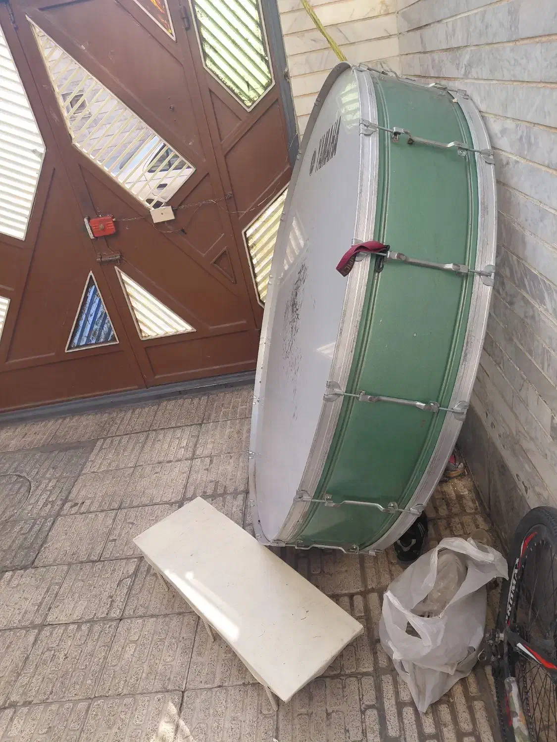 طبل محرم|درام و پرکاشن|تبریز, |دیوار