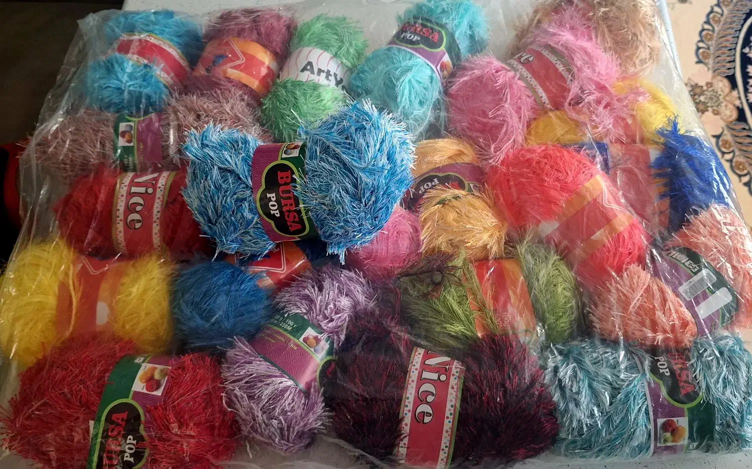 کاموایی یوموش|لوازم خیاطی و بافتنی|هشتگرد, هشتگرد قدیم|دیوار