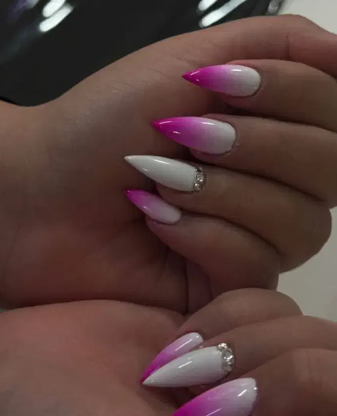 فرصتی با قیمت مناسب برای روز مادر|خدمات آرایشگری و زیبایی|رشت, گلسار|دیوار