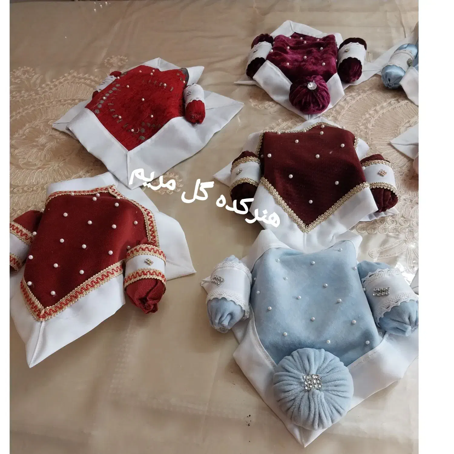 لحاف کرسی کوچک تزیین سفره یلدا|صنایع دستی و سایر لوازم تزئینی|اصفهان, سرچشمه|دیوار