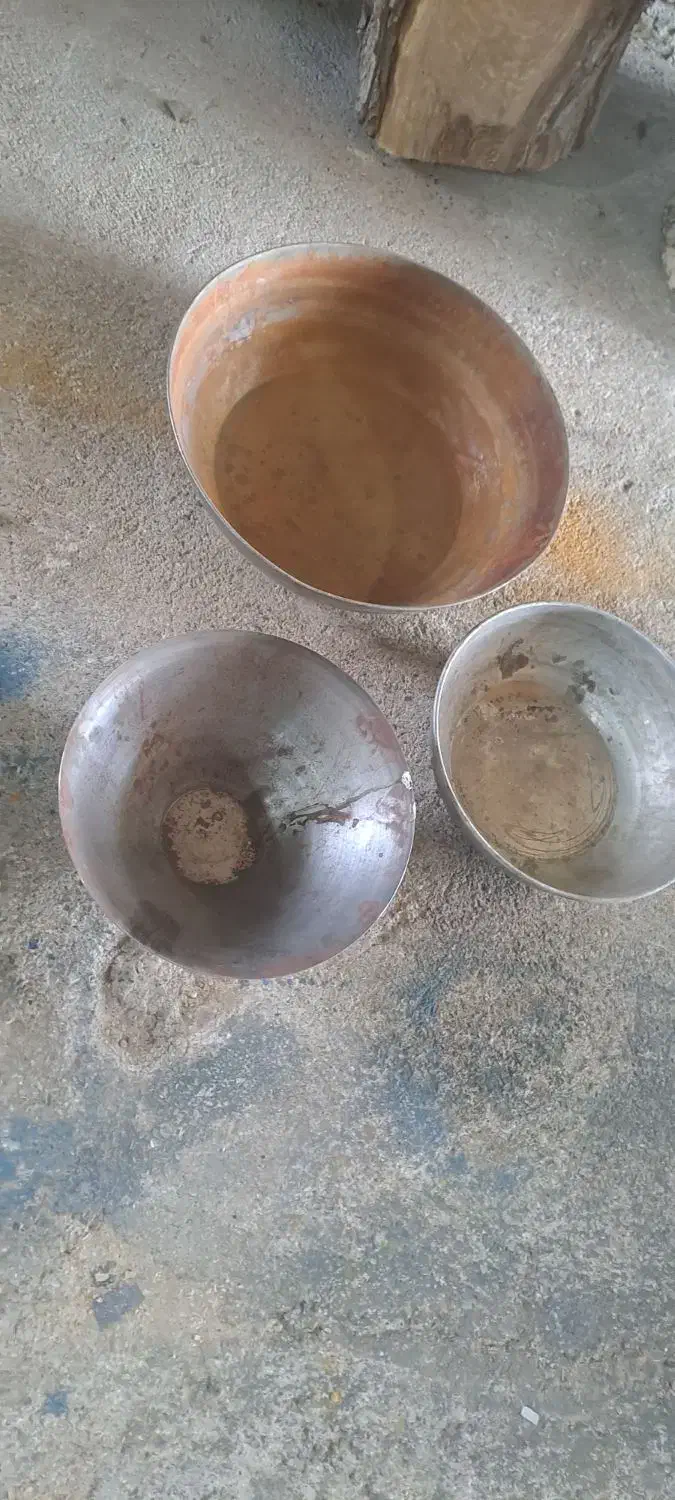 قالب چدنی شیراز|ظروف پخت‌وپز|شیراز, گویم|دیوار