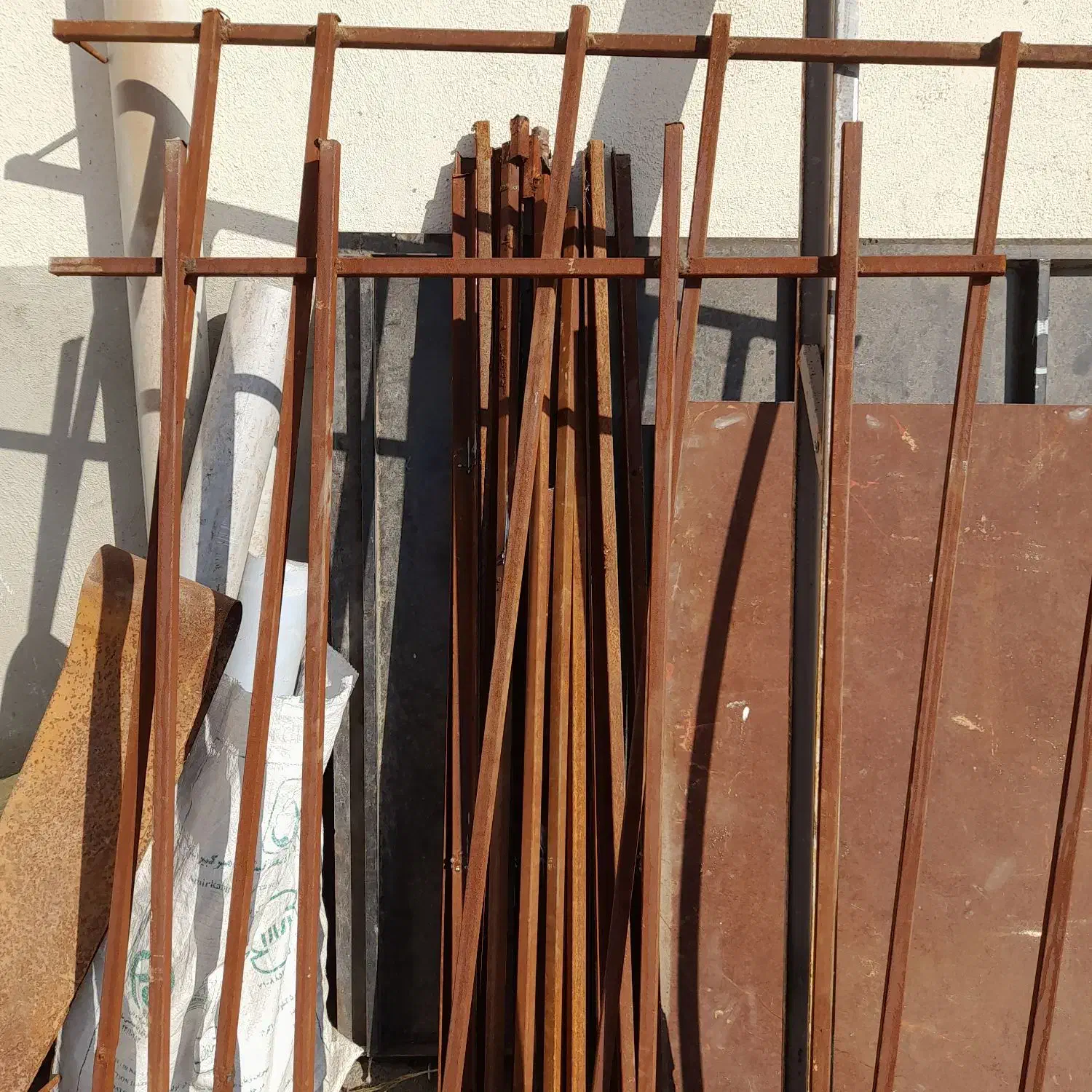 قطوی ۲در۲ دست دوم|مصالح و تجهیزات ساختمان|اهر, |دیوار