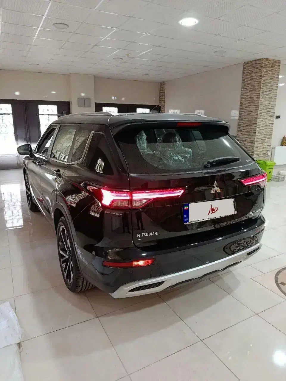 میتسوبیشی اوتلندر مشکی اچ لاین دو دیفرانسیل|خودرو سواری و وانت|ارومیه, |دیوار
