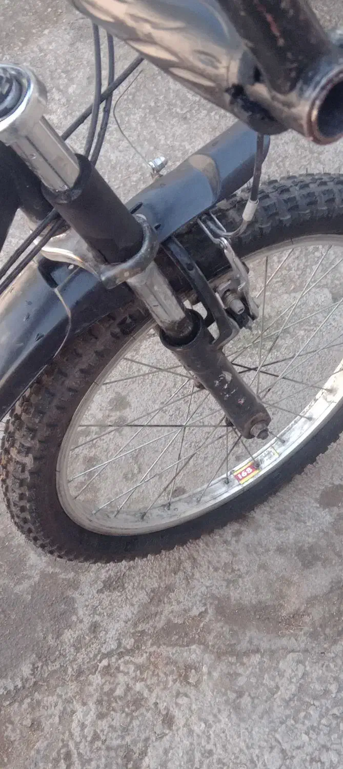 دوچرخه دنده ای 20|دوچرخه، اسکیت، اسکوتر|صحنه, |دیوار